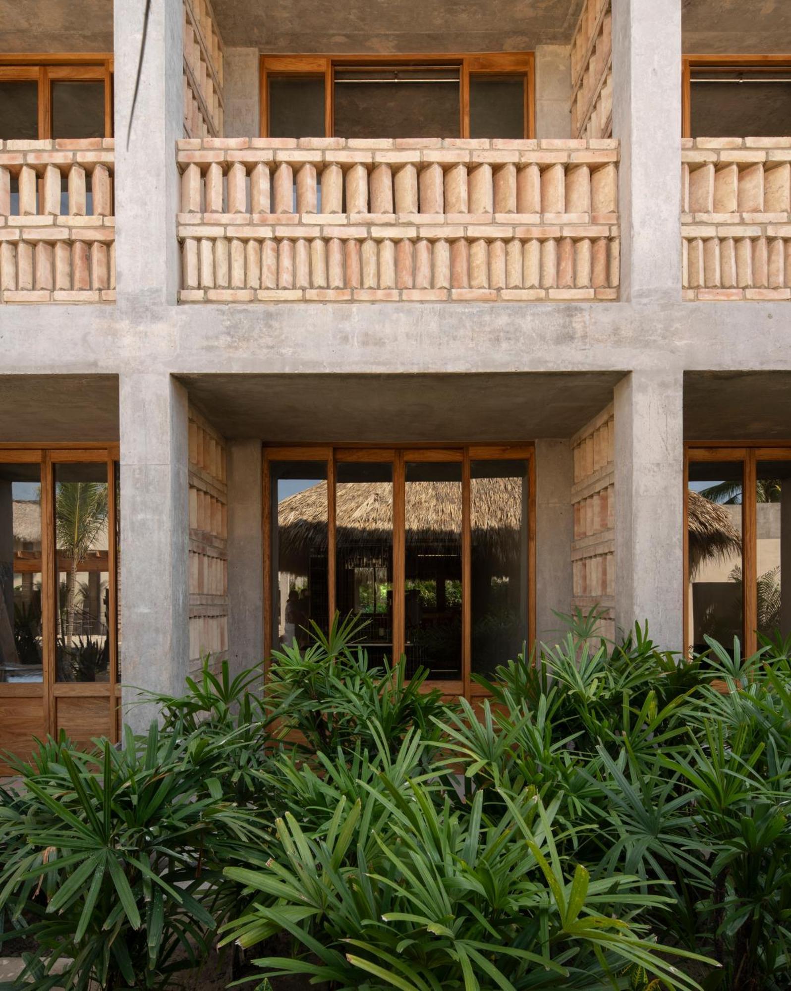 Hotel Humano, A Member Of Design Hotels Brisas de Zicatela Exterior photo